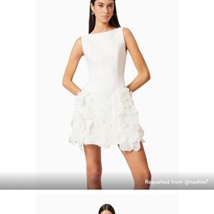 Sleeveless White Floral Appliqué Mini Dress